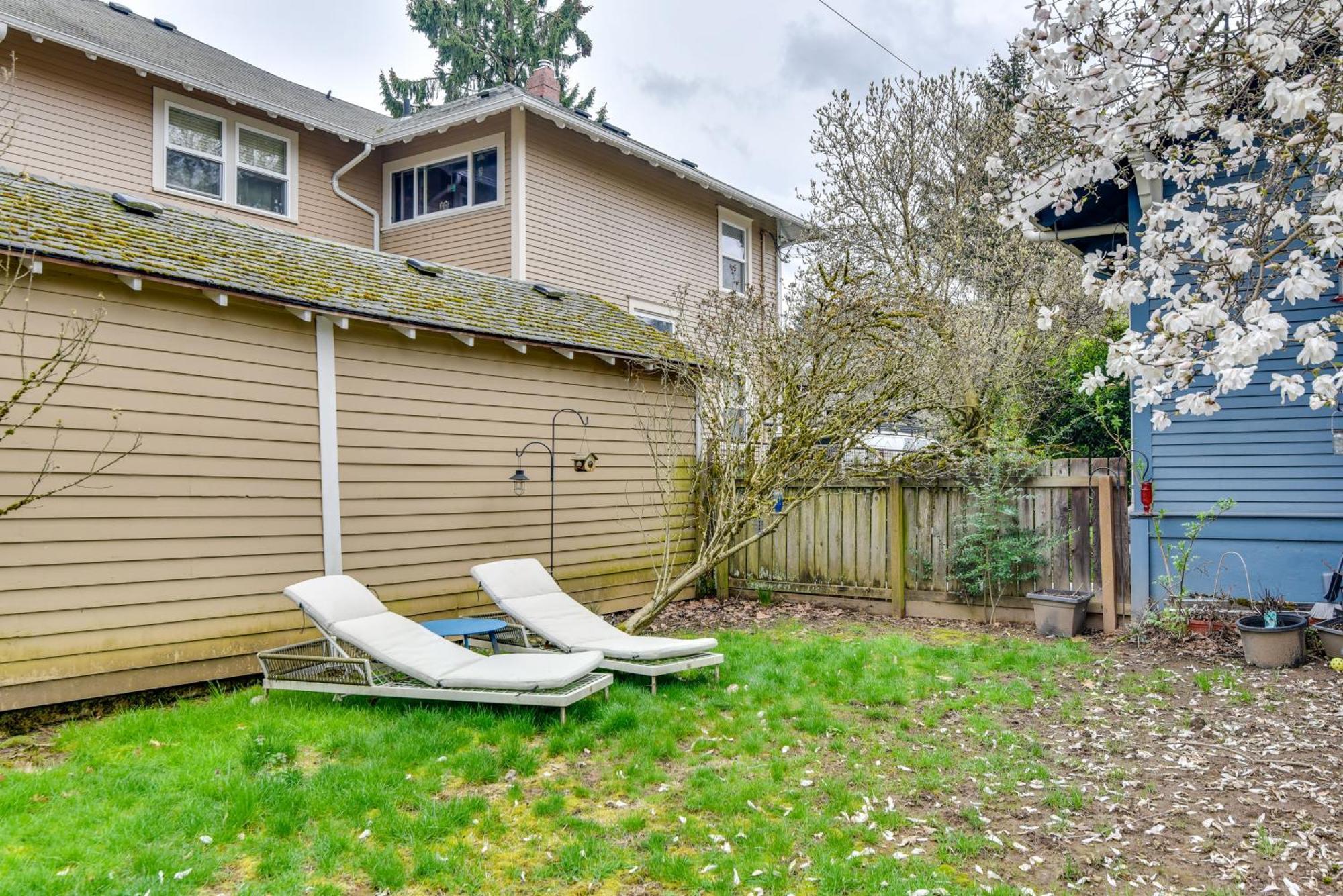 Apartment Vacation About 5 Mi To Downtown! Portland